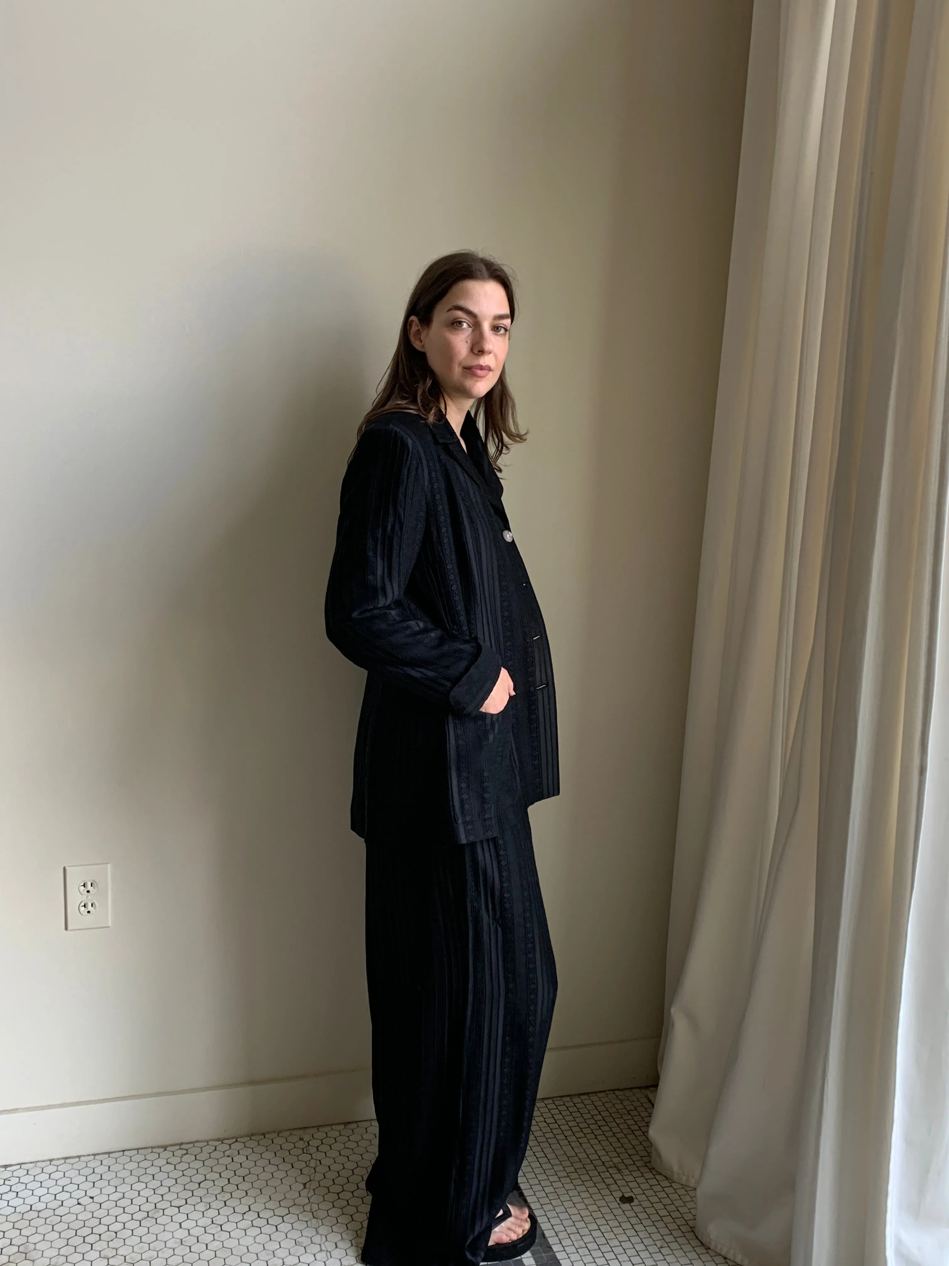 Zelda black suit