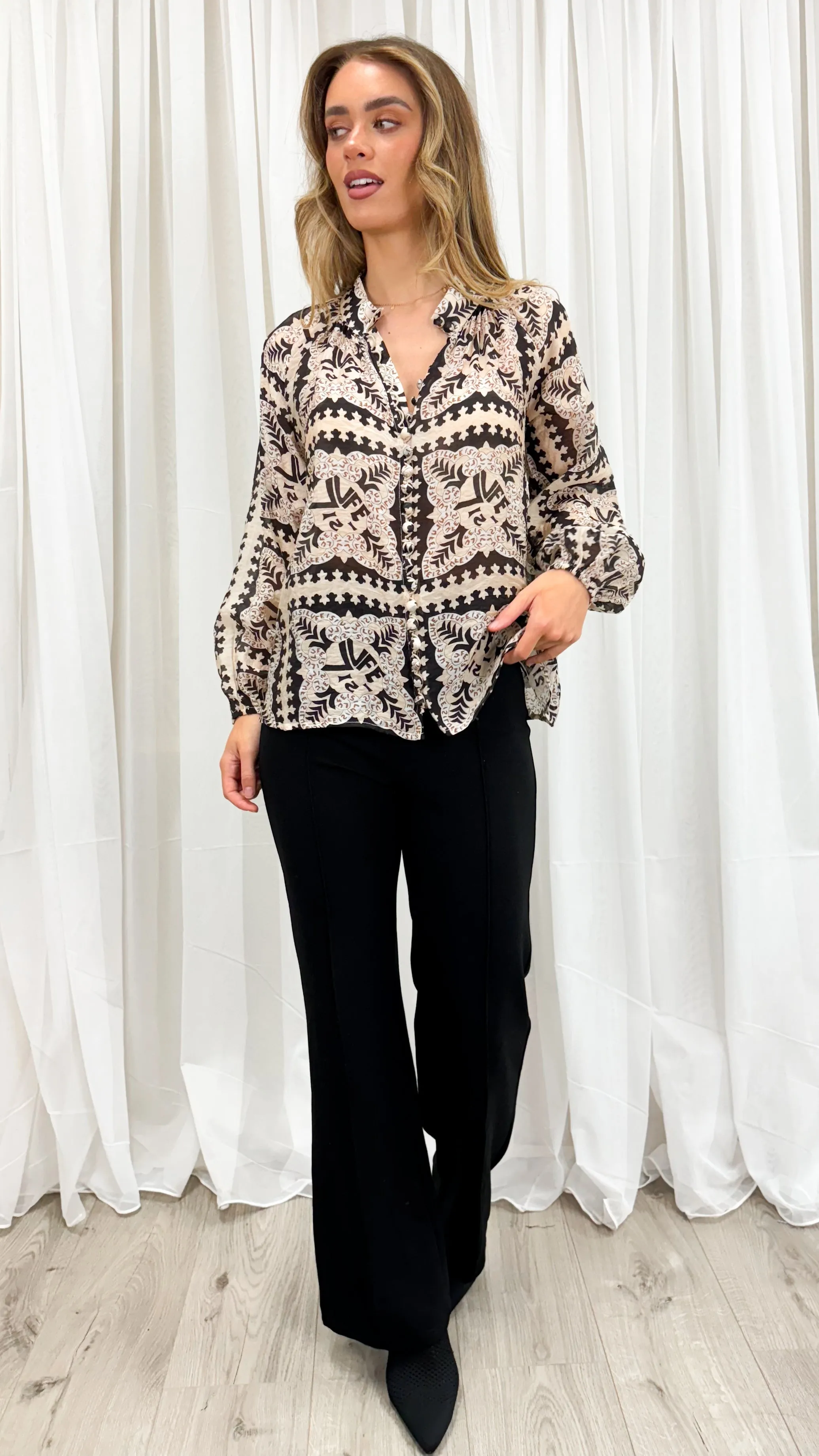 ZESTON BLOUSE - BLACK