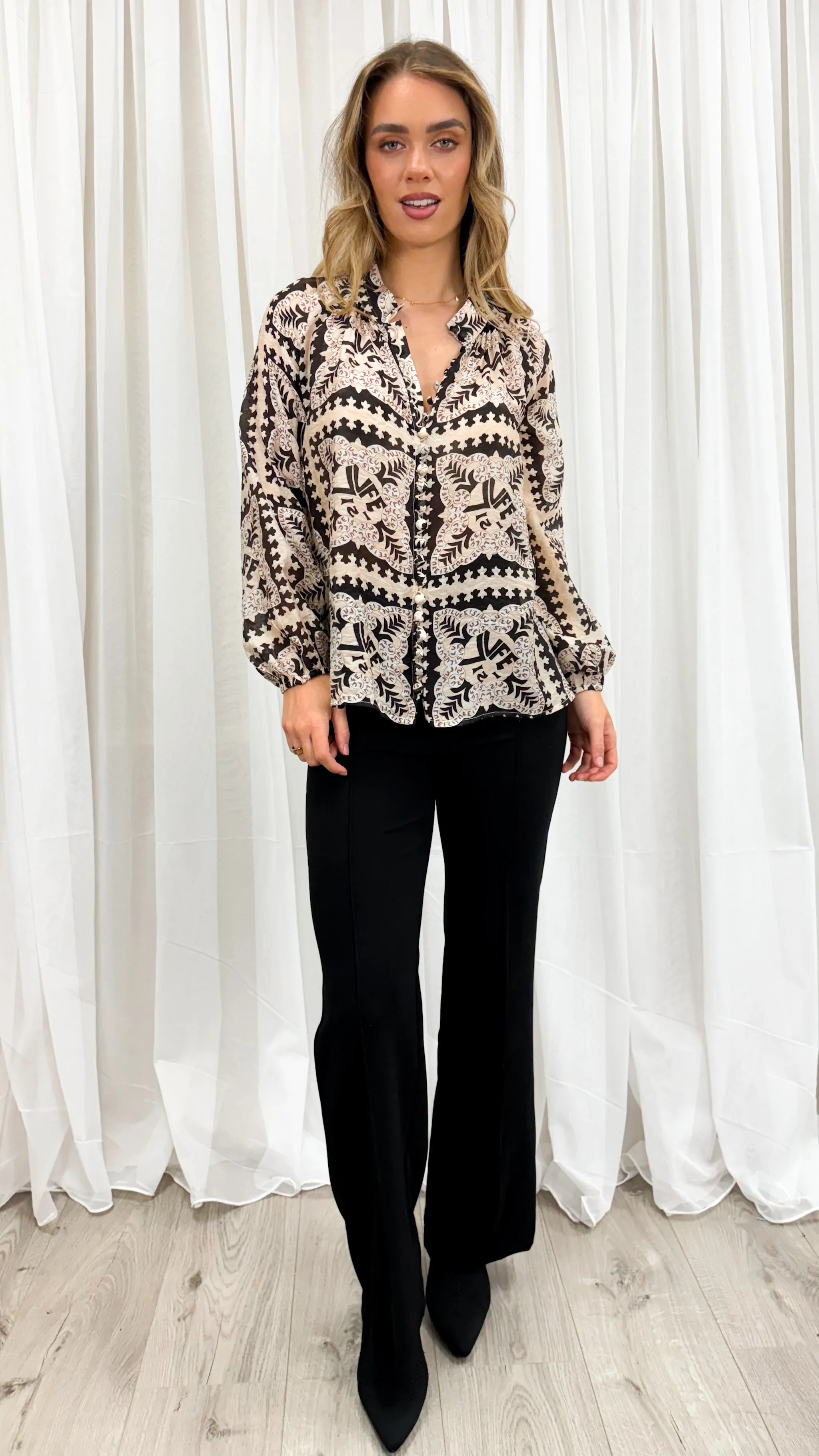 ZESTON BLOUSE - BLACK